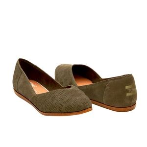 TOMS EUC🔥 Jutti Termac olive suede flats women’s shoes size 8.5